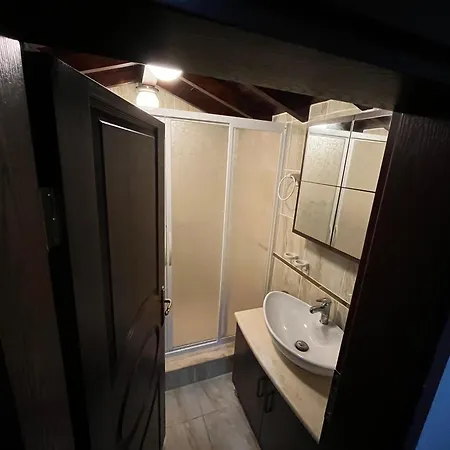 B&B Sirince Citak Konaklari - Panoramik Manzarali Kral Dairesi
