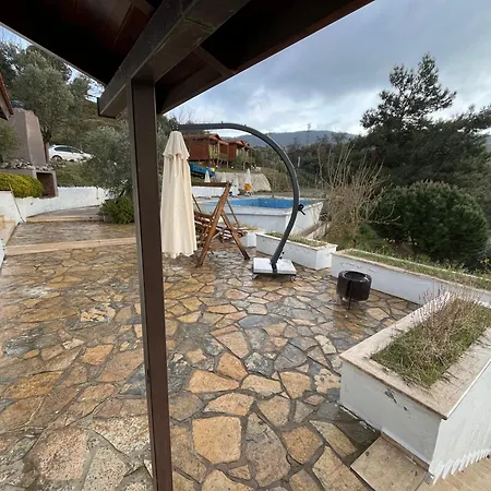 B&B Sirince Citak Konaklari - Panoramik Manzarali Kral Dairesi *